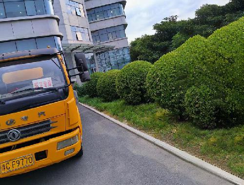 汽車吸污現場